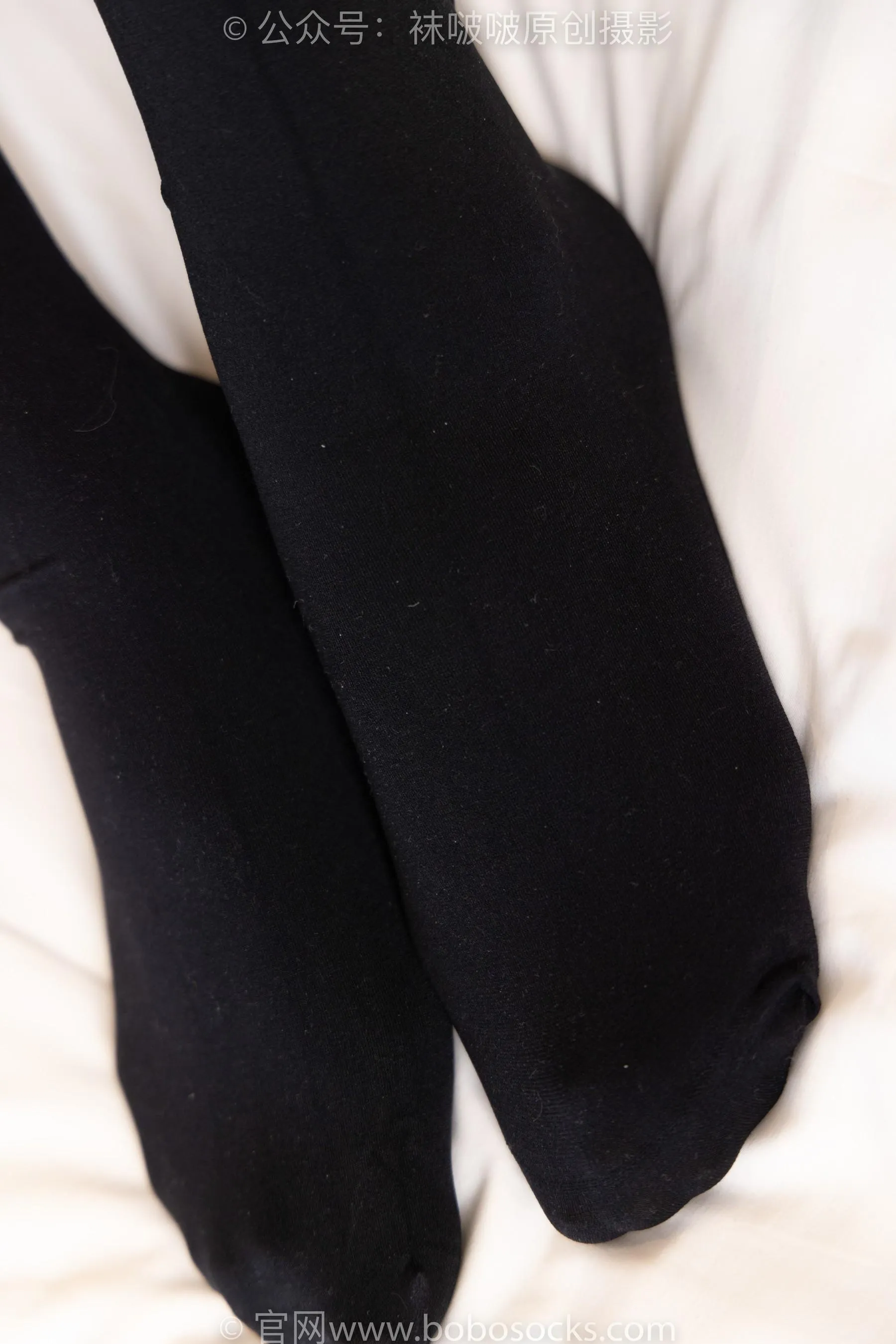 [BoBoSocks袜啵啵]NO.204 小沫-高跟鞋、贝壳头板鞋、白丝大腿袜、黑丝大腿袜[23] [57P]插图6